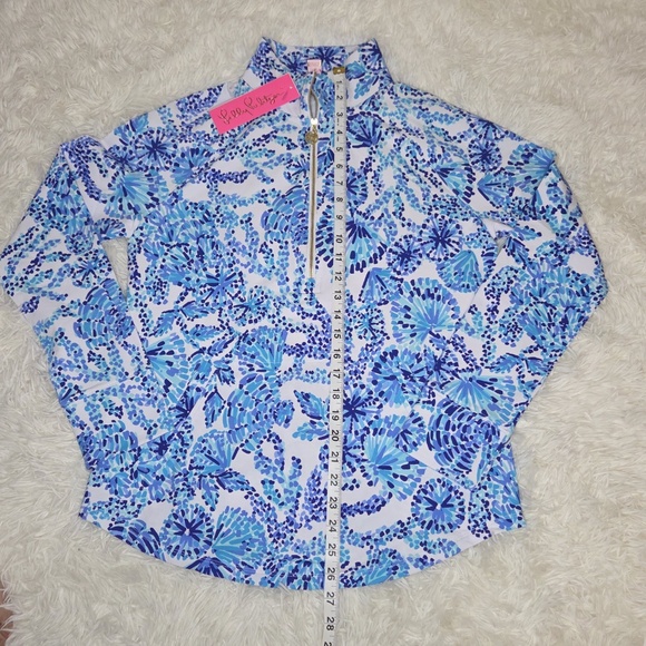 Lilly Pulitzer Skipper Popover "Shell Me You Love Me" - Picture 3 of 12